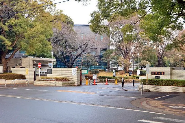 千葉大学周辺にて就活支援サービスのPR配布